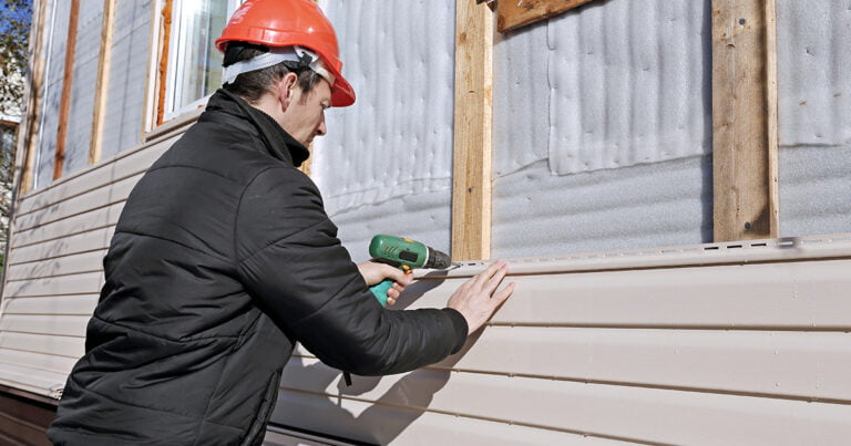 Installation d’un bardage en bois